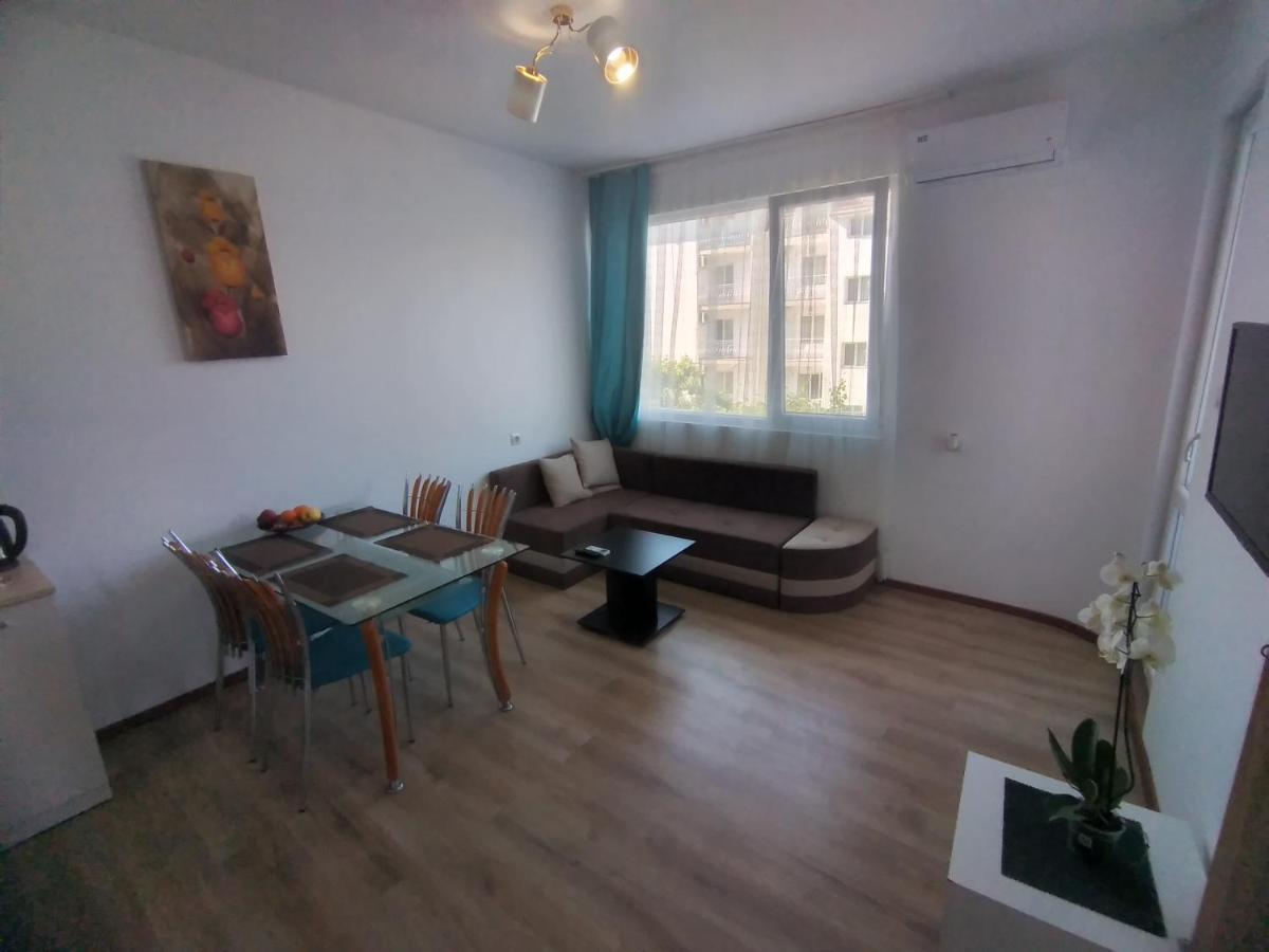 The Center Apartments Comfort 산단스키 외부 사진