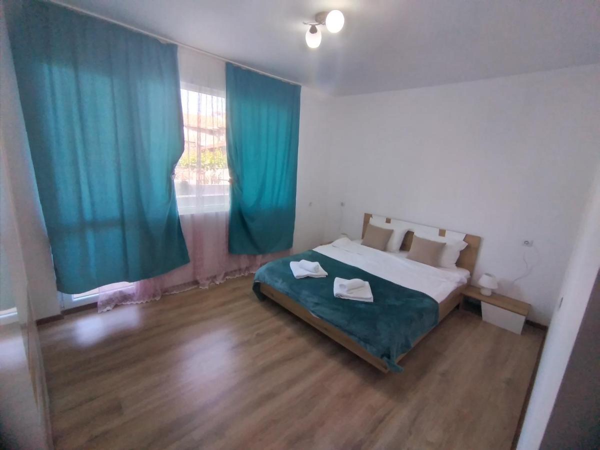 The Center Apartments Comfort 산단스키 외부 사진